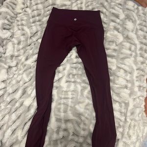 Size 6 Lululemon align legging 28”